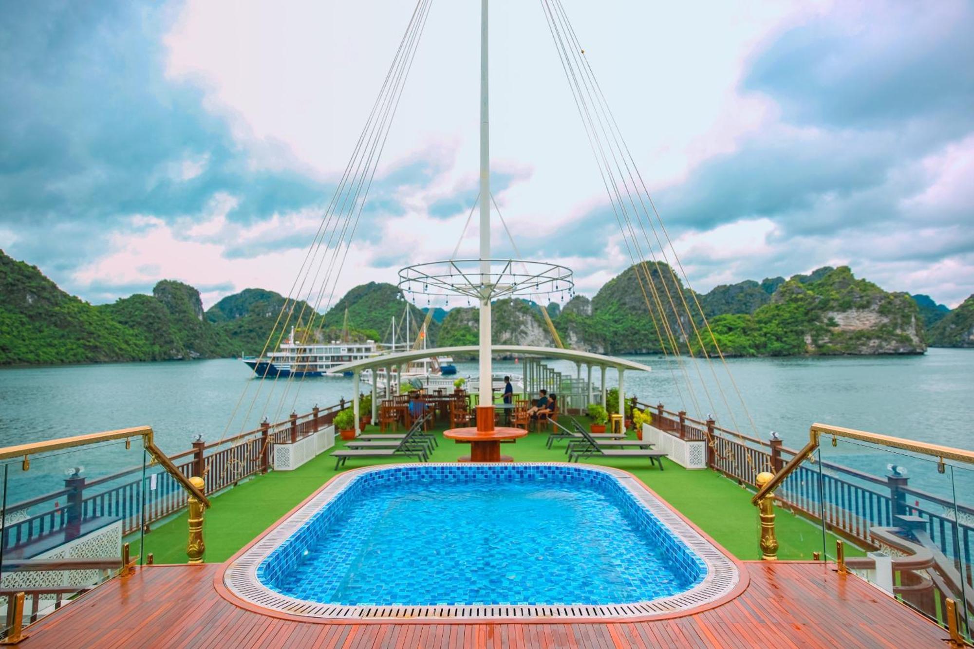 فندق Le Journey Elegance Cruise ها لونغ المظهر الخارجي الصورة