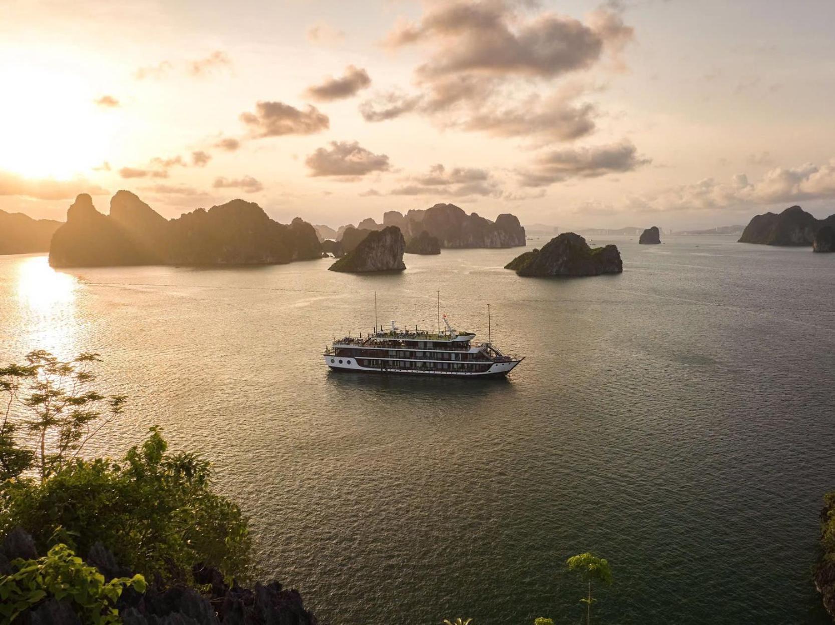 فندق Le Journey Elegance Cruise ها لونغ المظهر الخارجي الصورة